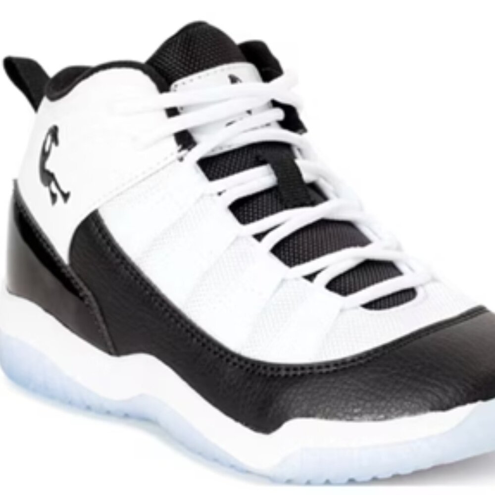 BNWT Shaq Ice Retro Boys Basketball Athletic (12) white/black colorway KICKS